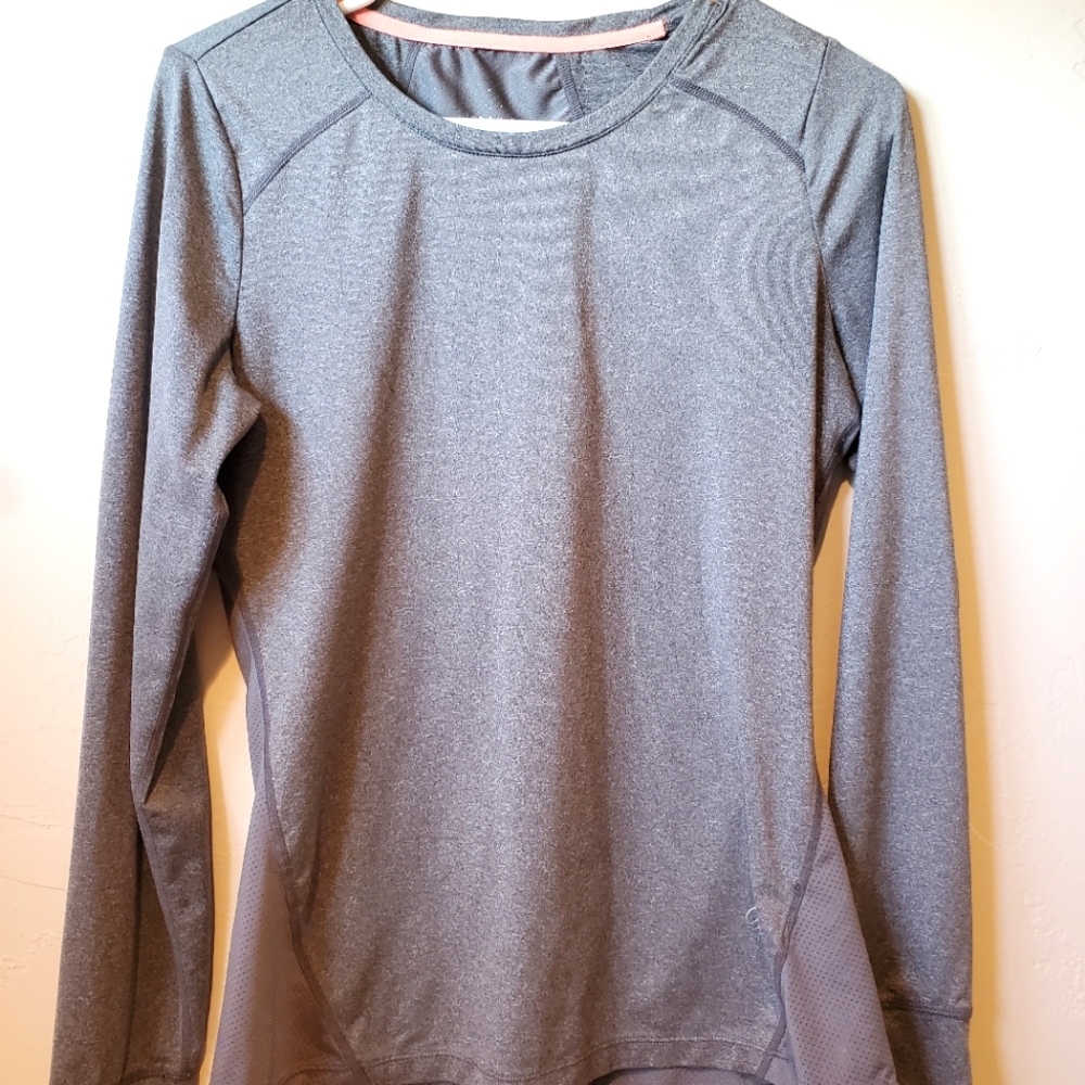 Women's long-sleeved active wear